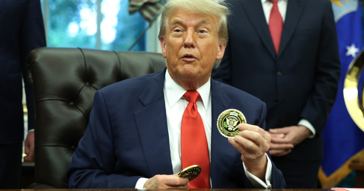 Trump gives update on $5,000 dividend checks