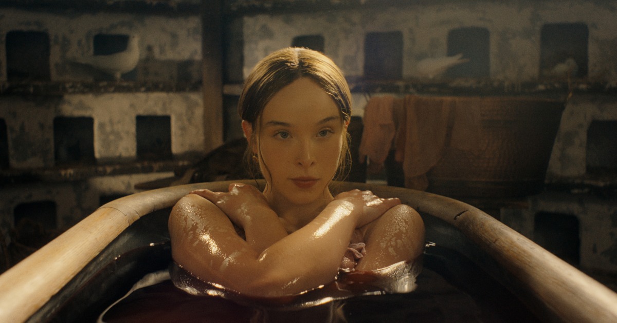 "Emetophobia" explained as Netflix viewers issue warning over Lizzie Borden episode